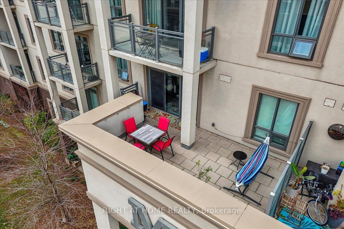 2490 Old Bronte Road 301 #301, Oakville — Condo for sale, photo 1