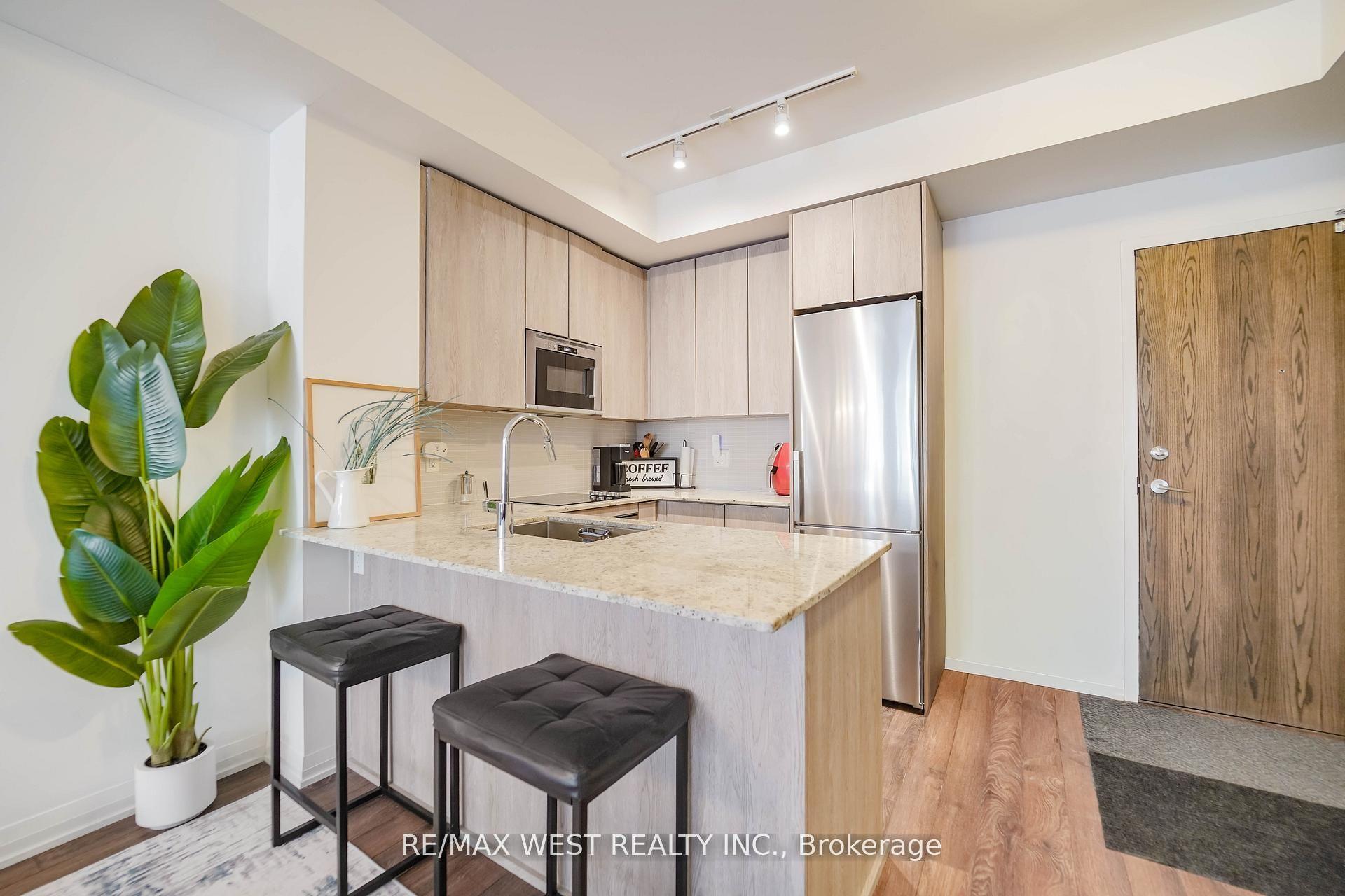 99 Eagle Rock Way 229 #229 — photo 1