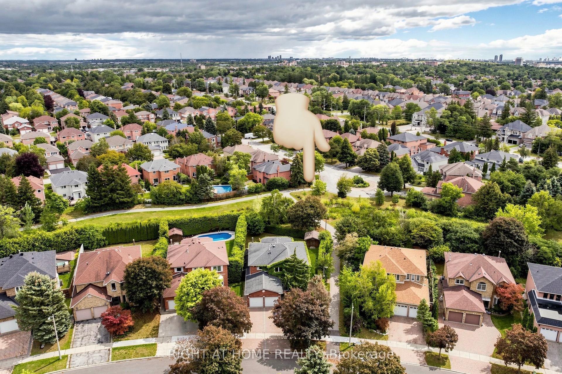 43 Topham Crescent, Richmond Hill — Detached for sale, photo 1