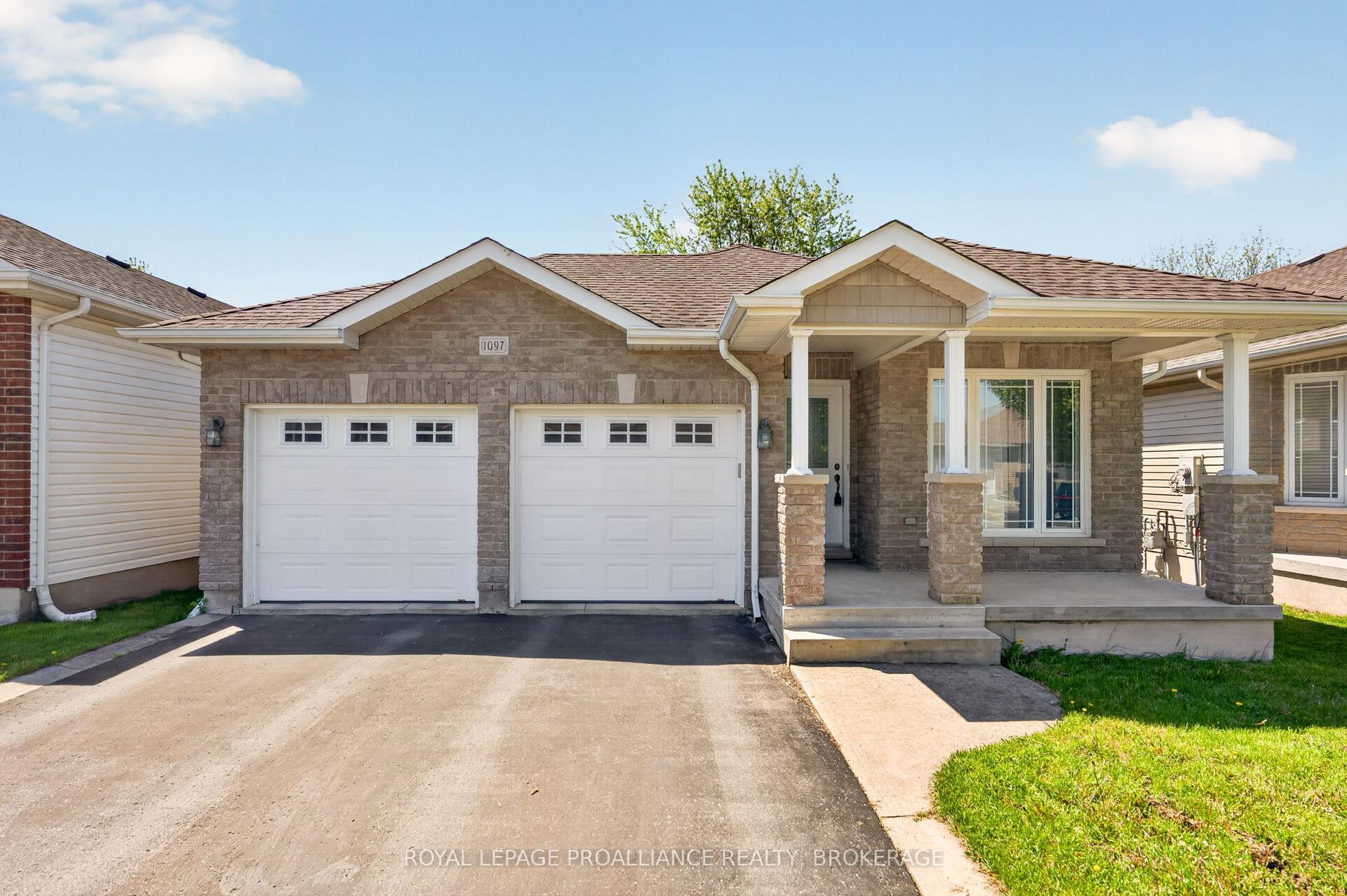 1097 Crossfield Avenue, Kingston — Detached for sale, photo 1