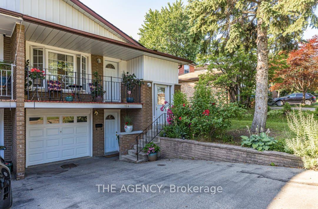 124 Van Horne Avenue, Toronto — Semi-Detached for lease, photo 1