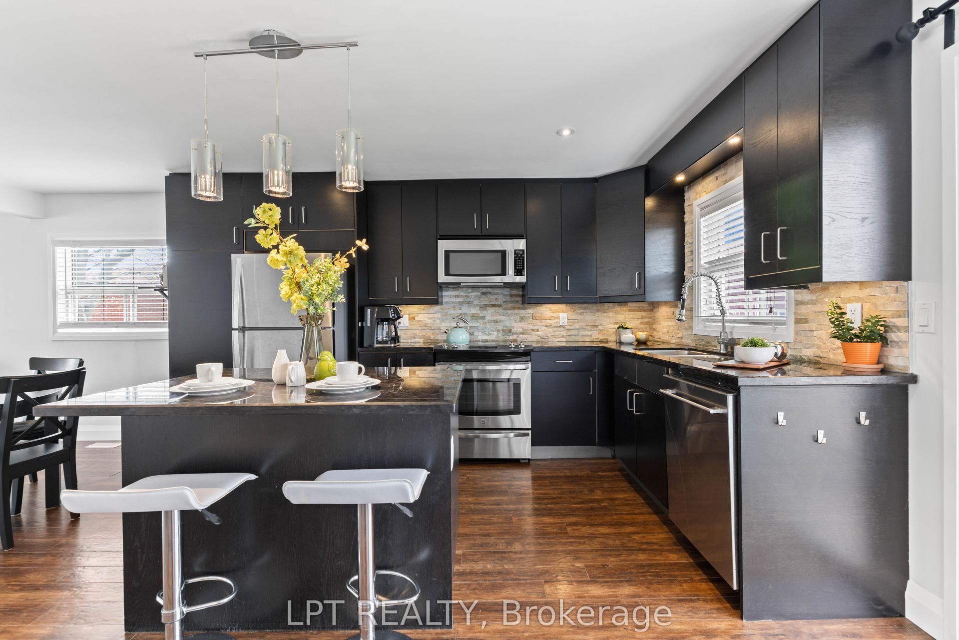 818 Poplar Avenue, Georgina — Detached for sale, photo 1