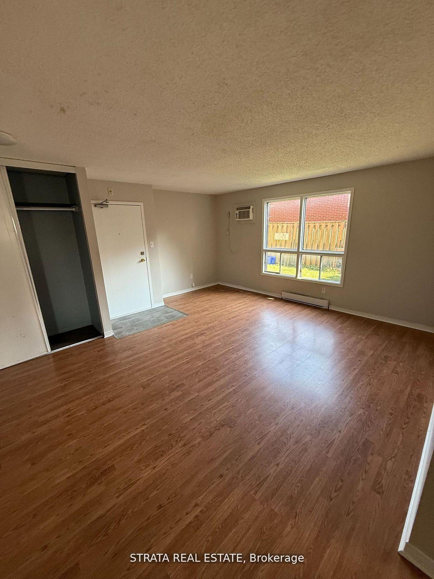 338 Malaga Road 1 #1, Oshawa — Multiplex for lease, photo 1