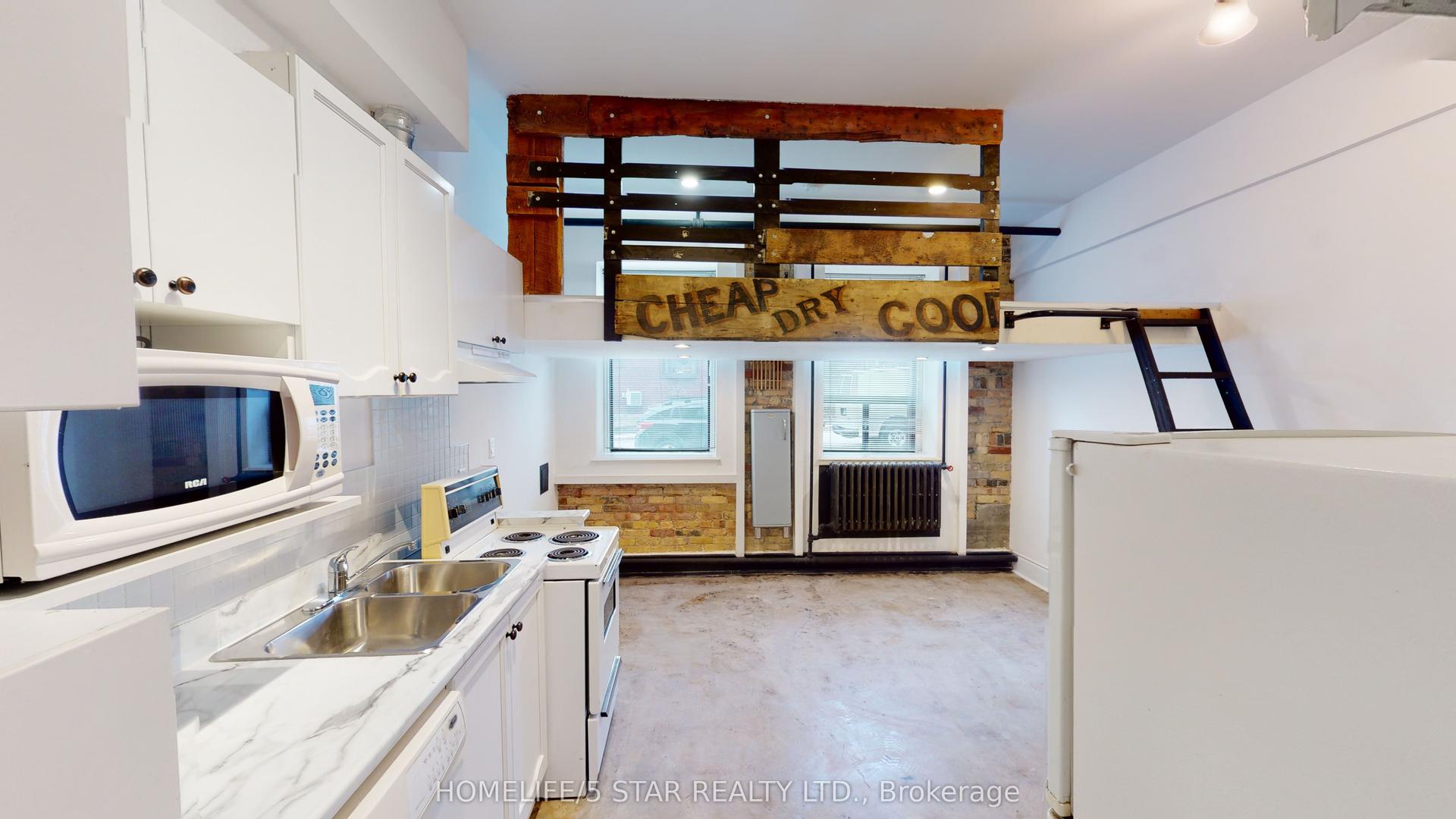 1152 Gerrard Street E 203 #203 — photo 1