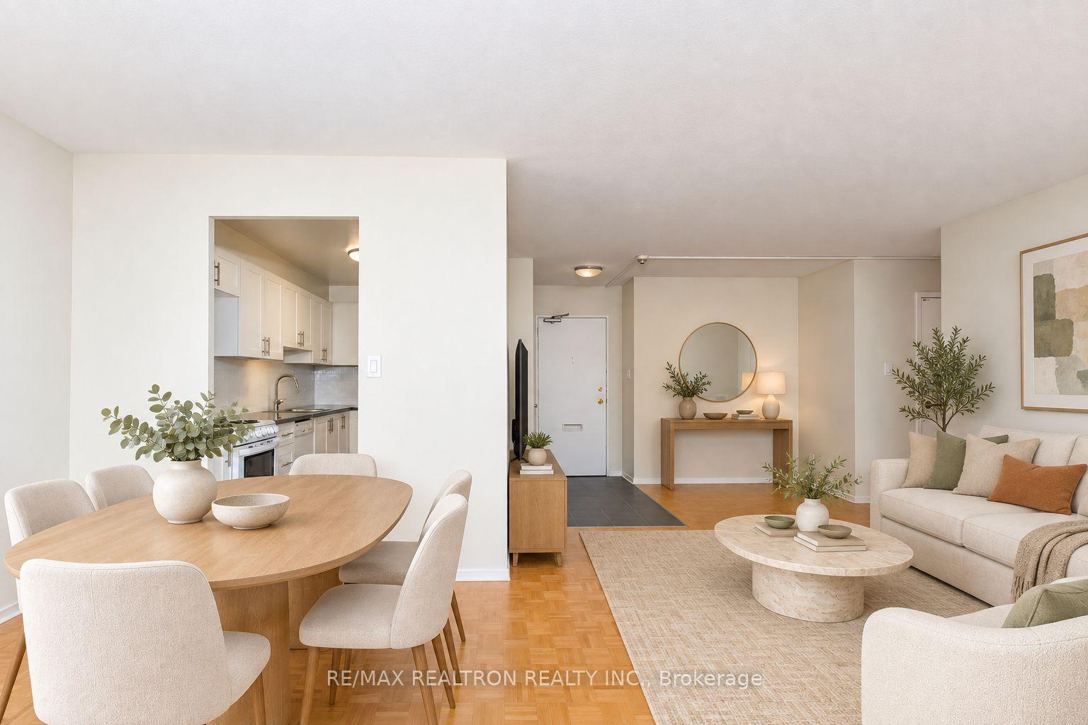 6200 Bathurst Street 1110 #1110, Toronto — Condo for lease, photo 1