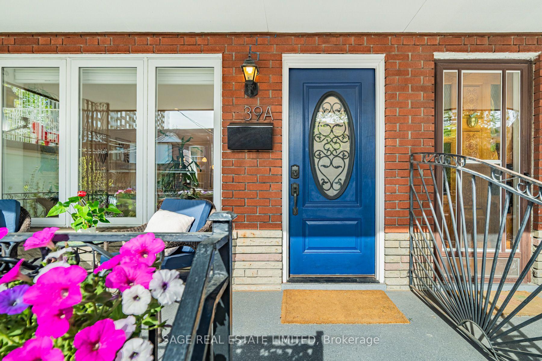 39A Uxbridge Avenue — photo 1