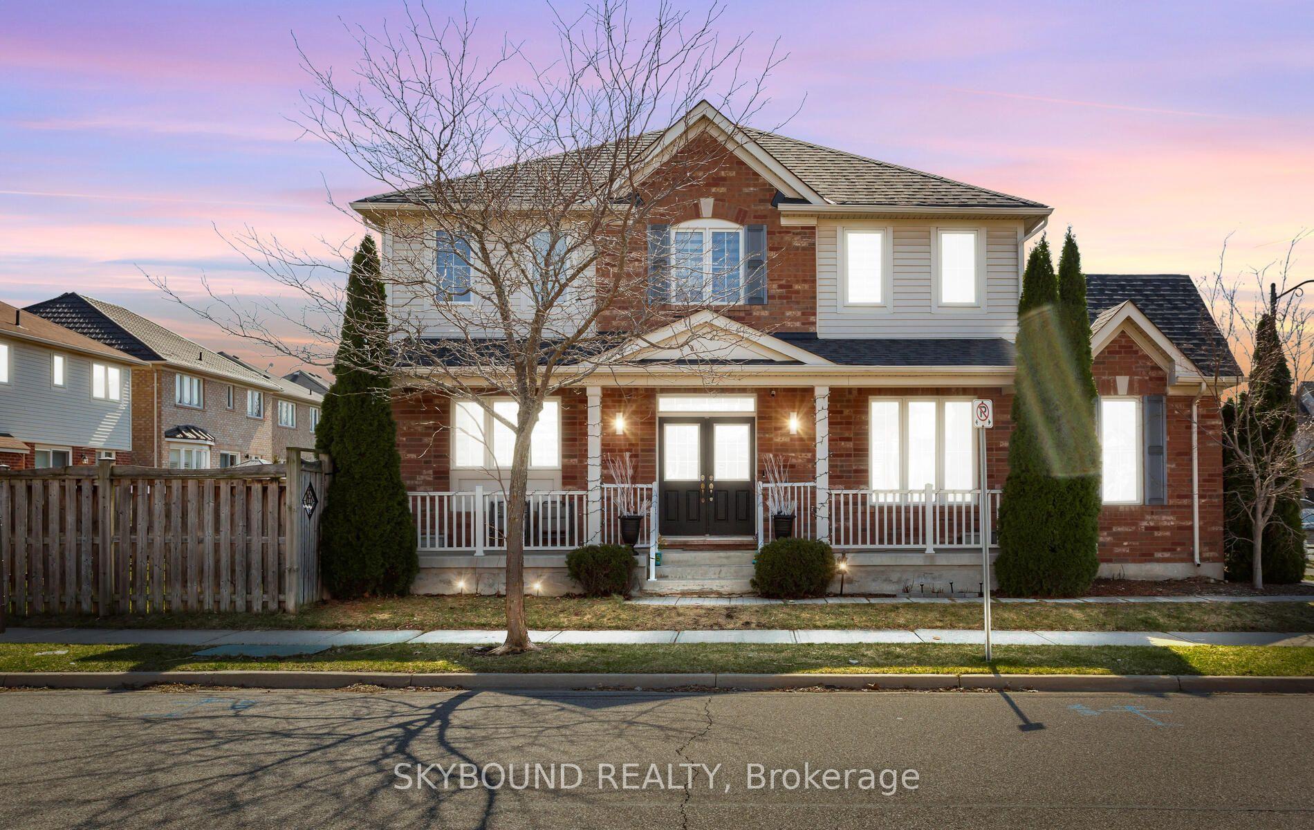 308 Mcdougall Cross — photo 1