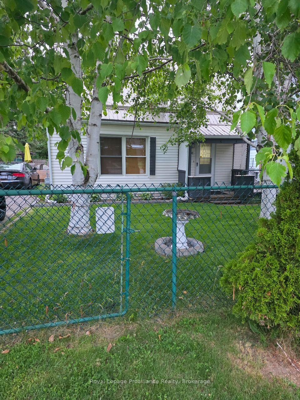 42 Kerr Crescent, Quinte West — Detached for lease, photo 1