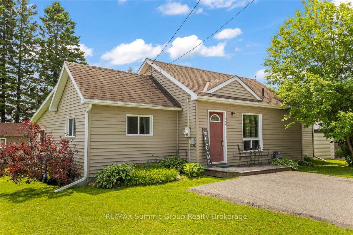 260 Victoria Street W — photo 1