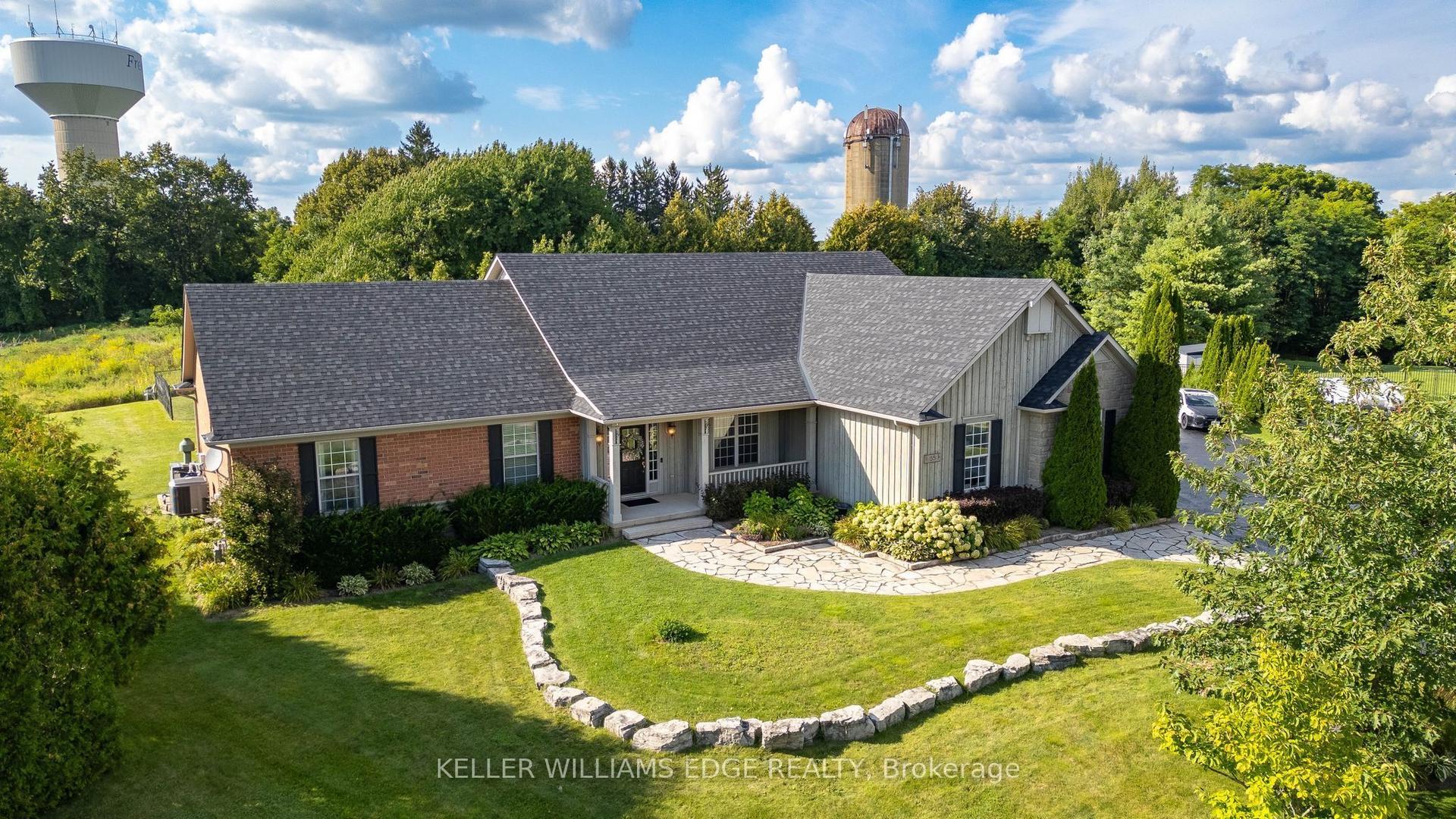 55 Karendale Court, Hamilton — Detached for sale, photo 1