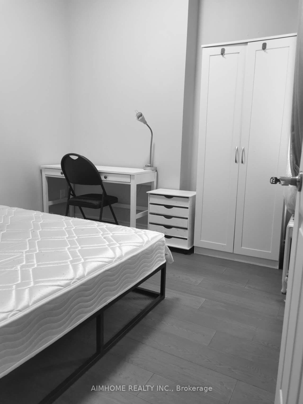 253 Palmerston Avenue Main Floor #Main Floor — photo 1
