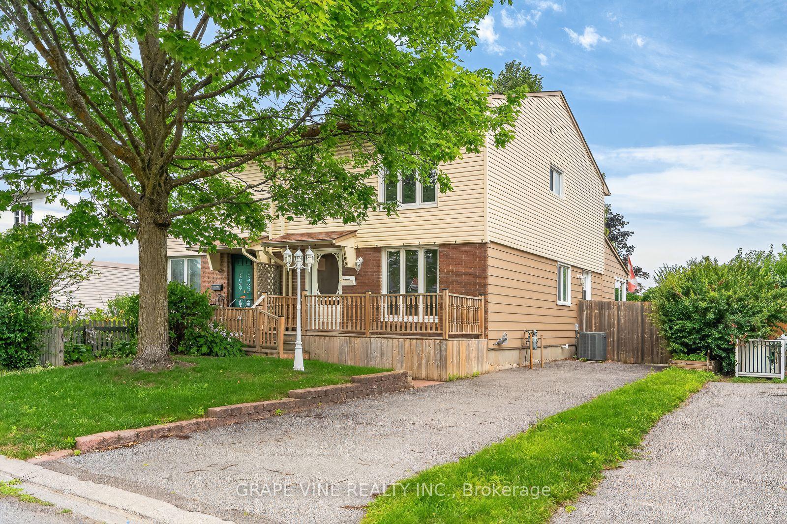108 Fieldgate Drive, Barrhaven — Semi-Detached for sale, photo 1