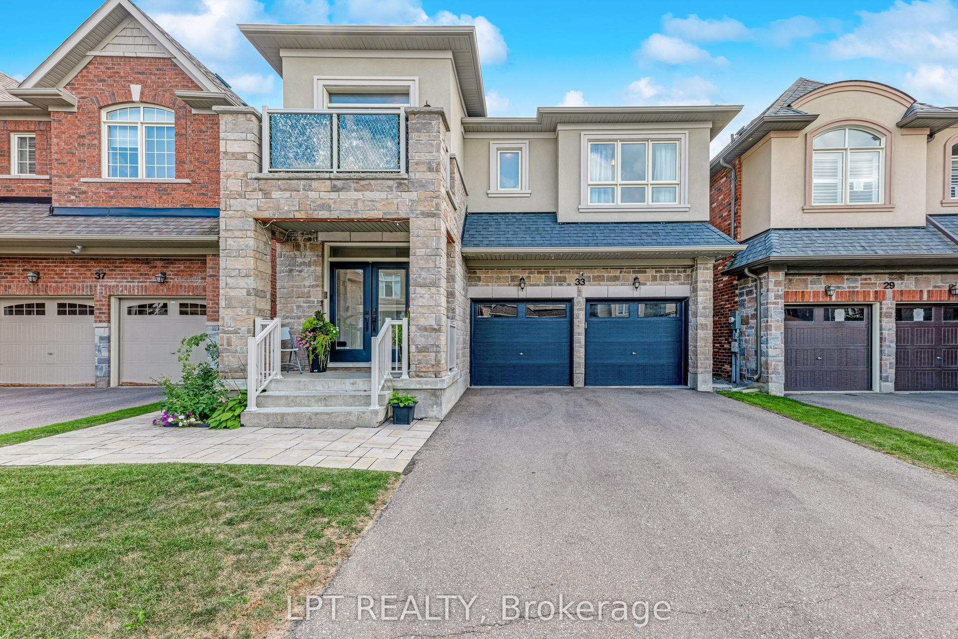 33 Mondial Crescent, East Gwillimbury — Detached for sale, photo 1