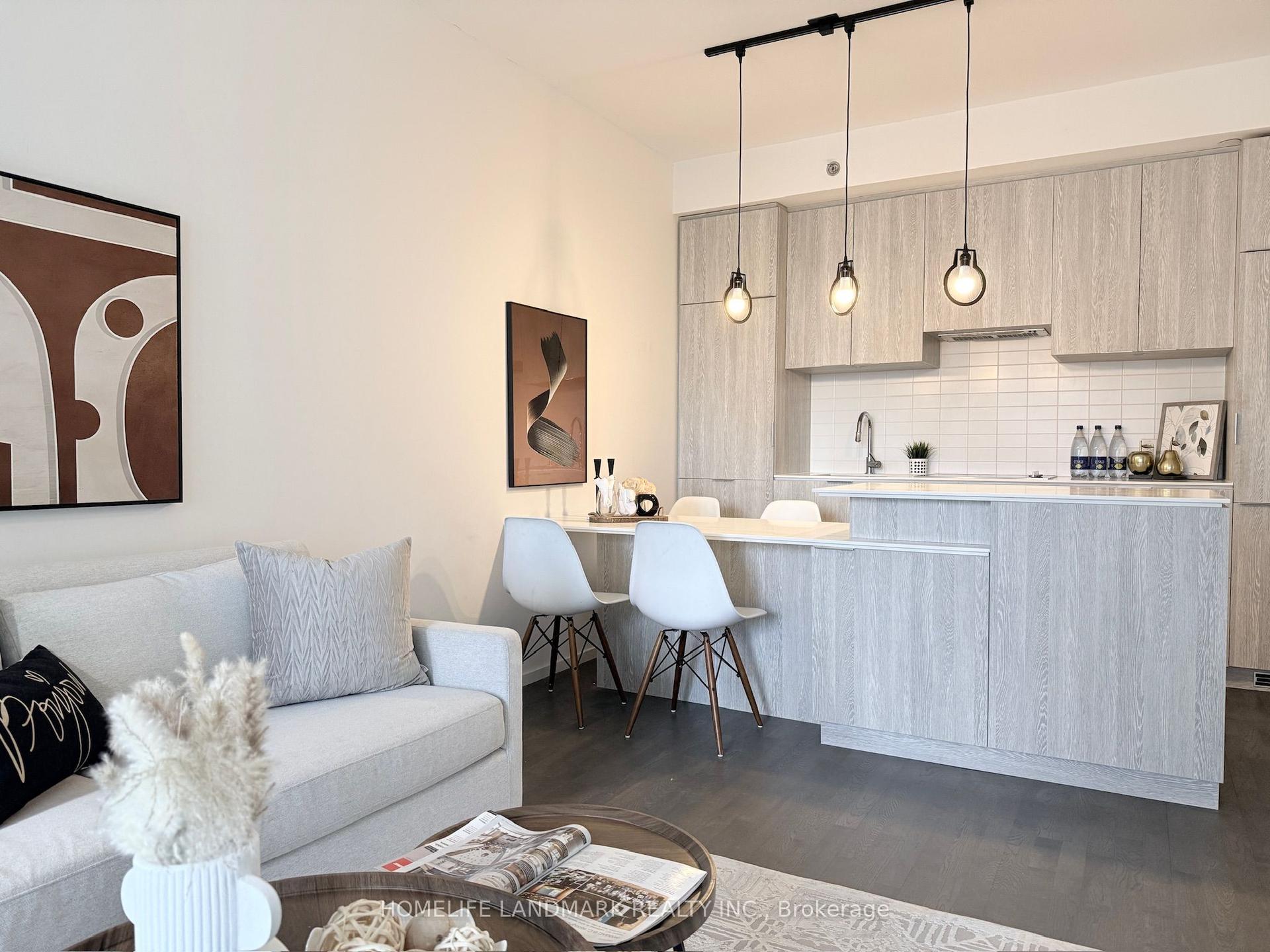 5 St. Joseph Street 1906 #1906 — photo 1