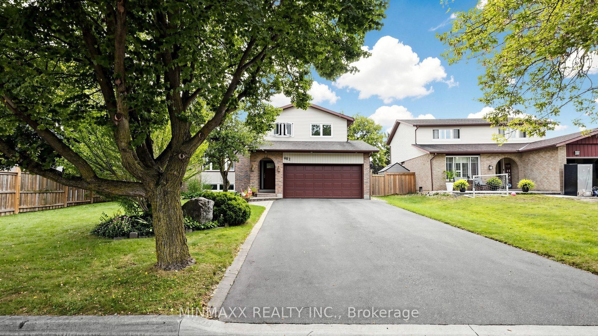 482 Gowland Crescent, Milton — Detached for sale, photo 1