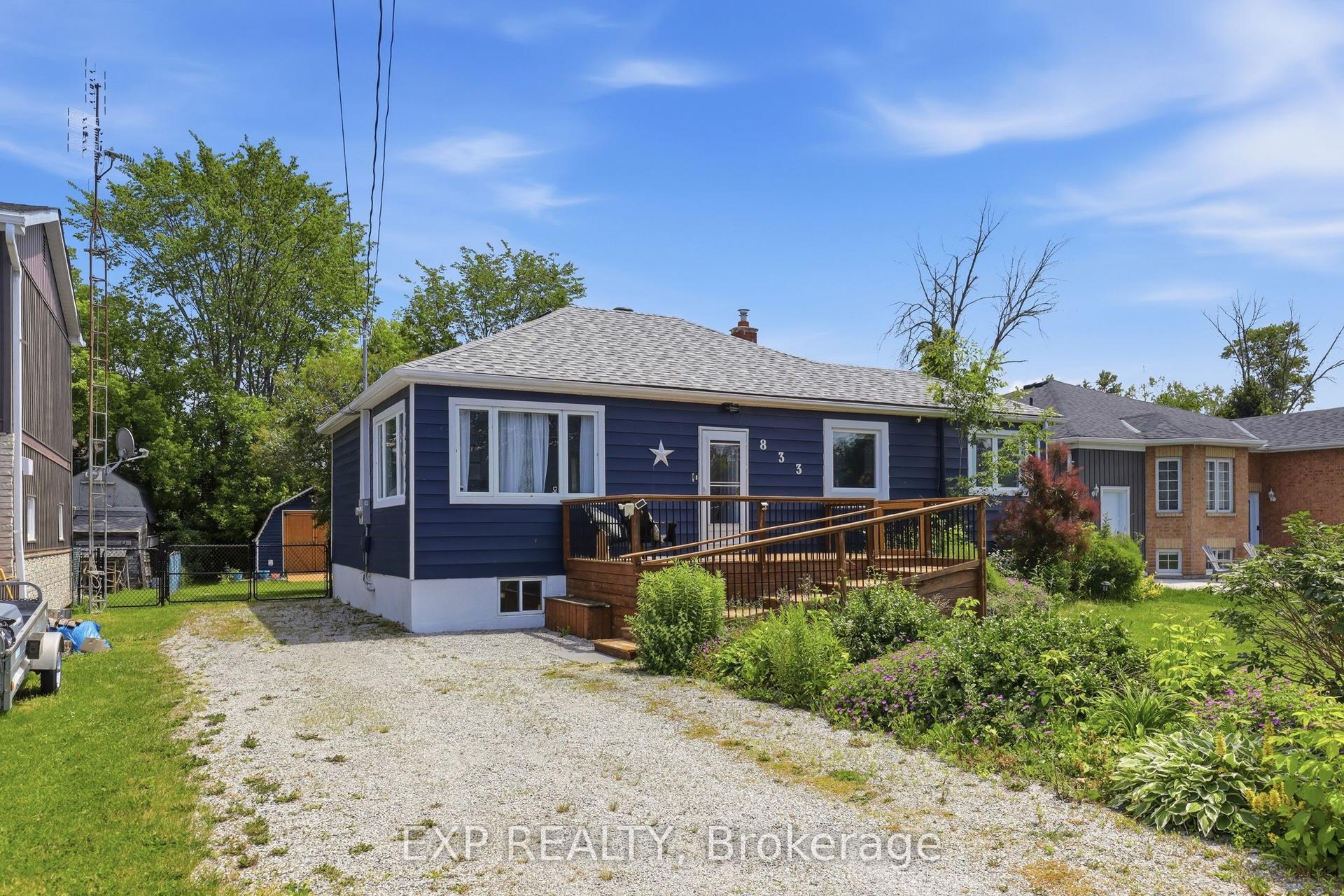 833 Elmwood Road, Georgina — Detached for sale, photo 1