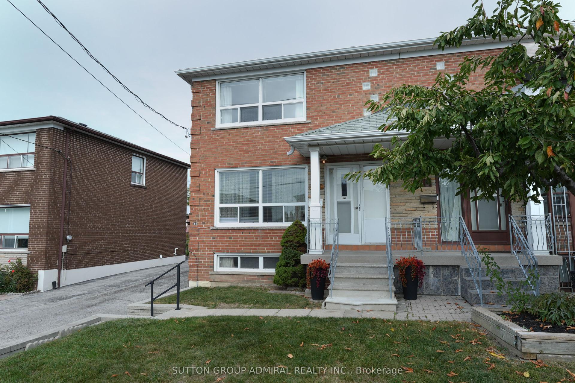14 Thurrock Road, Toronto — Semi-Detached for sale, photo 1