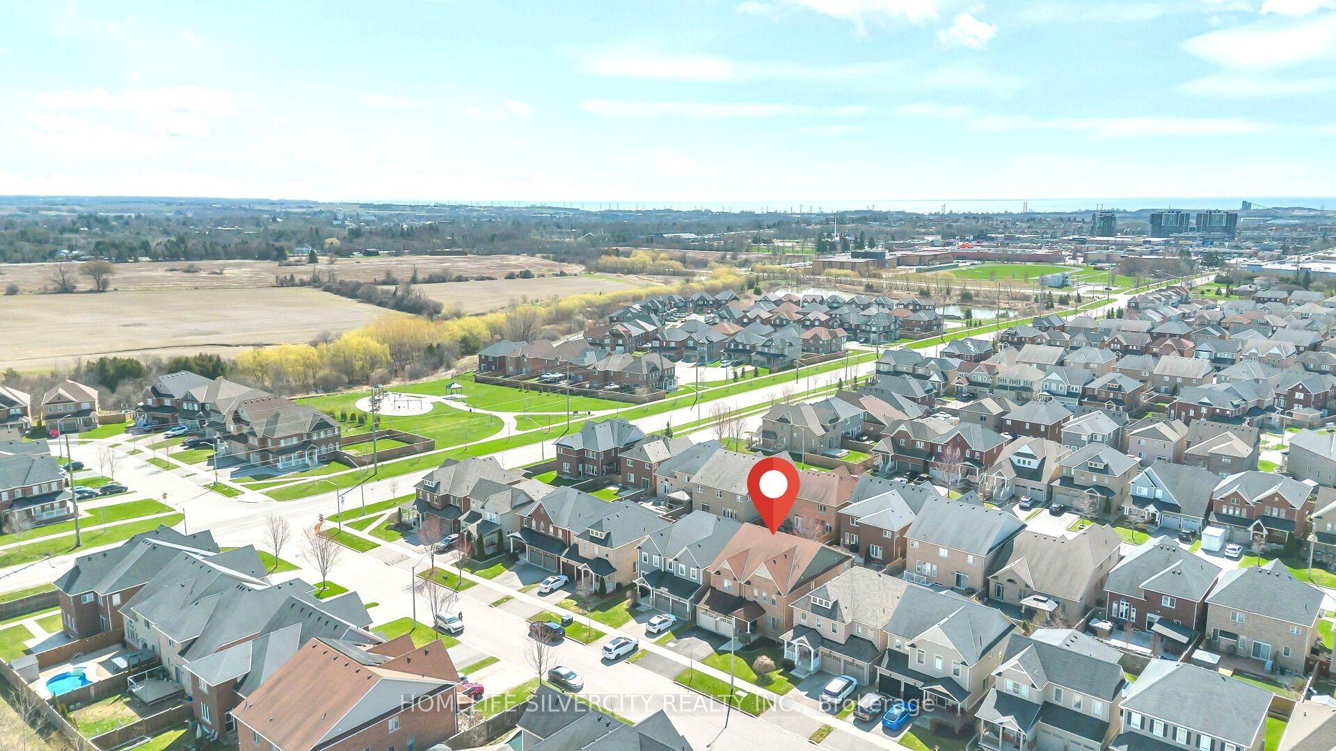 23 Ross Wright Avenue — photo 1