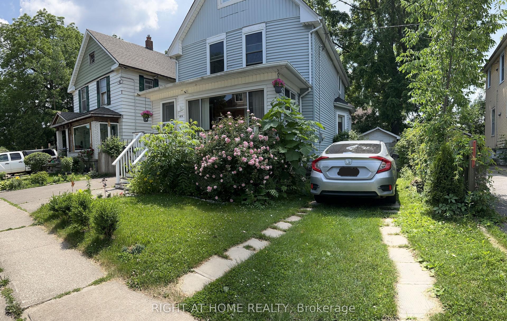4614 EASTWOOD Crescent — photo 1