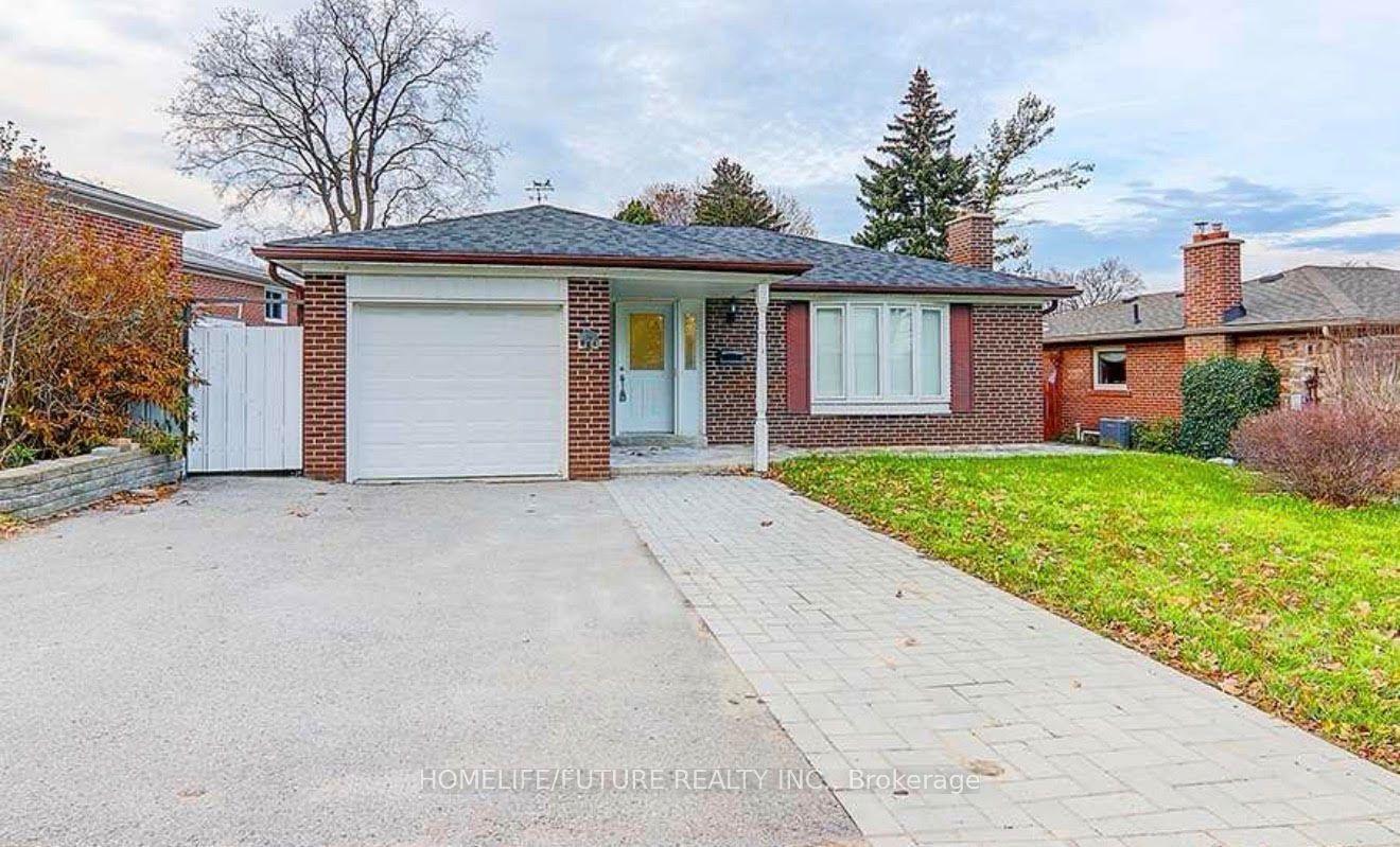 38 Boarhill Drive, Toronto — Detached for lease, photo 1