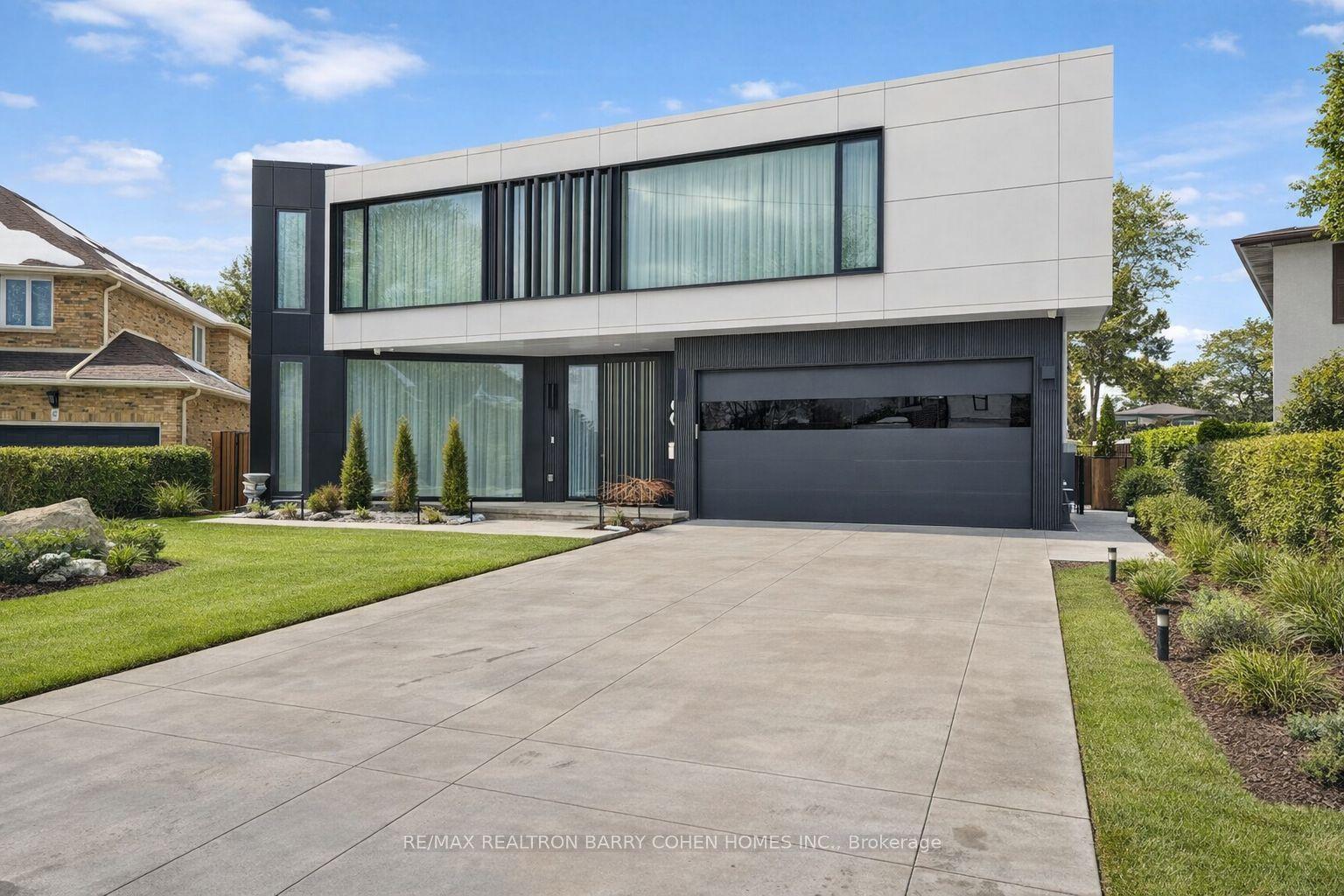 8 Cadmus Road, Toronto — Detached for sale, photo 1