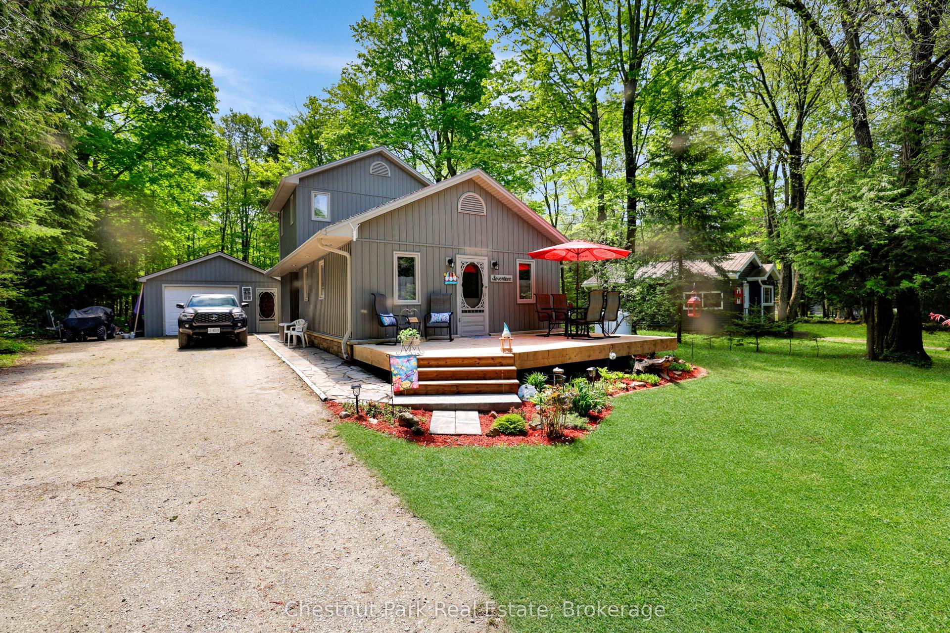 17 Cedar Trail — photo 1
