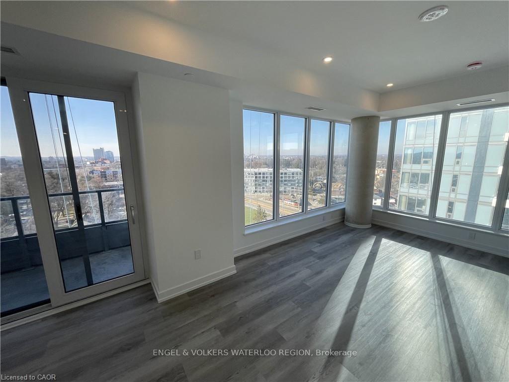 15 Wellington Street S 1212 #1212 — photo 1