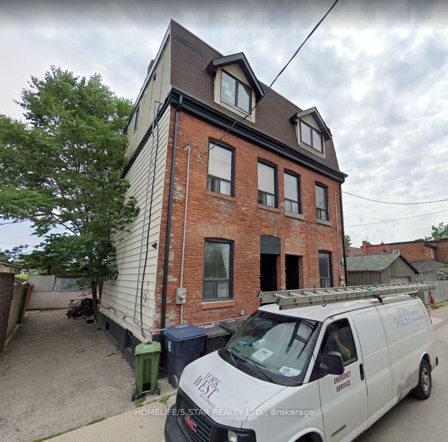 39 Humbert Street Apt 1 #Apt 1, Toronto — Multiplex for lease, photo 1
