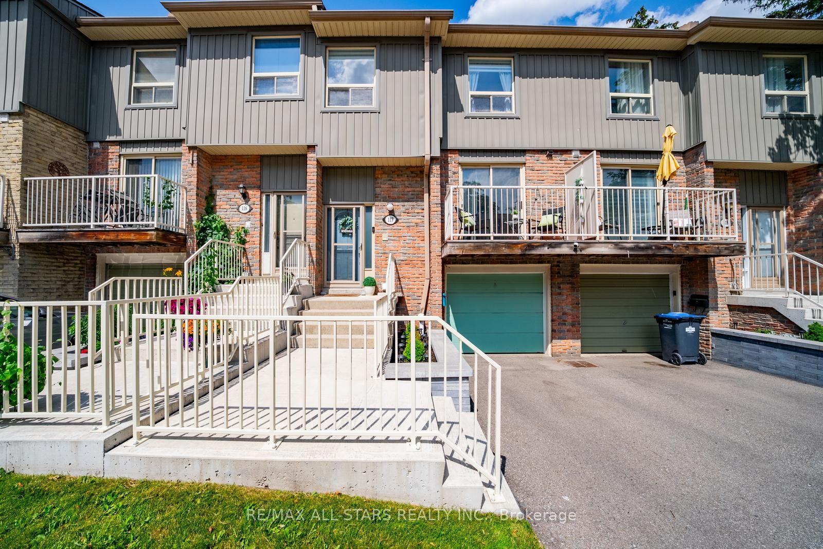 60 Hanson Road 117 #117, Mississauga — Condo Town for sale, photo 1