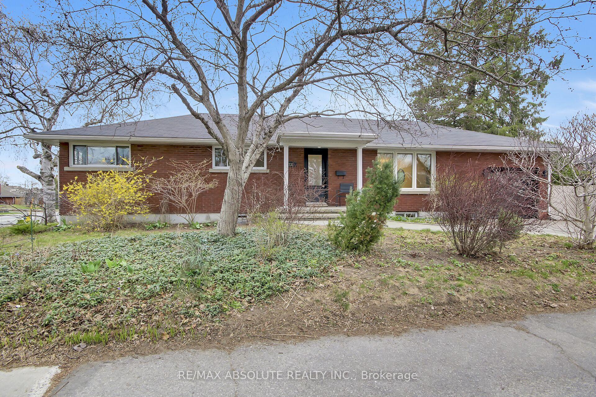731 Dovercourt Avenue — photo 1