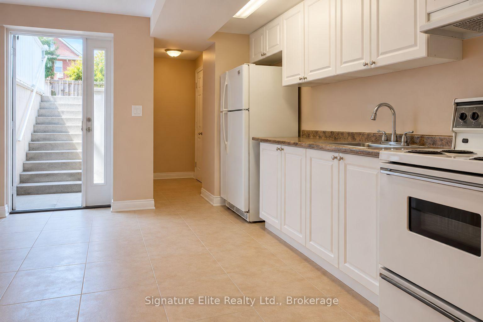 257 Keele Street Bsmt #Bsmt, Toronto — Semi-Detached for lease, photo 1