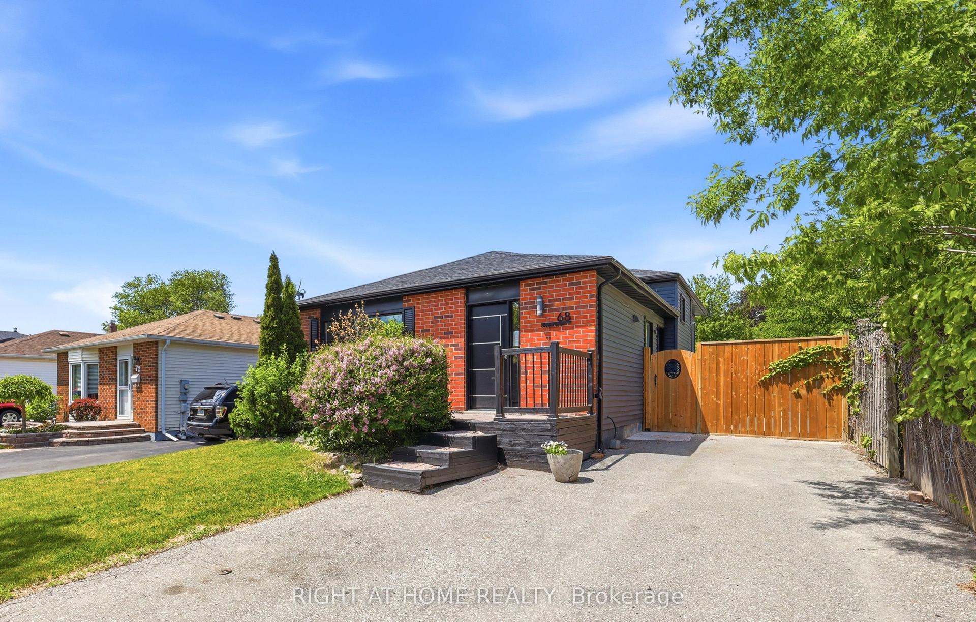 68 Overbank Drive, Oshawa — Detached for sale, photo 1