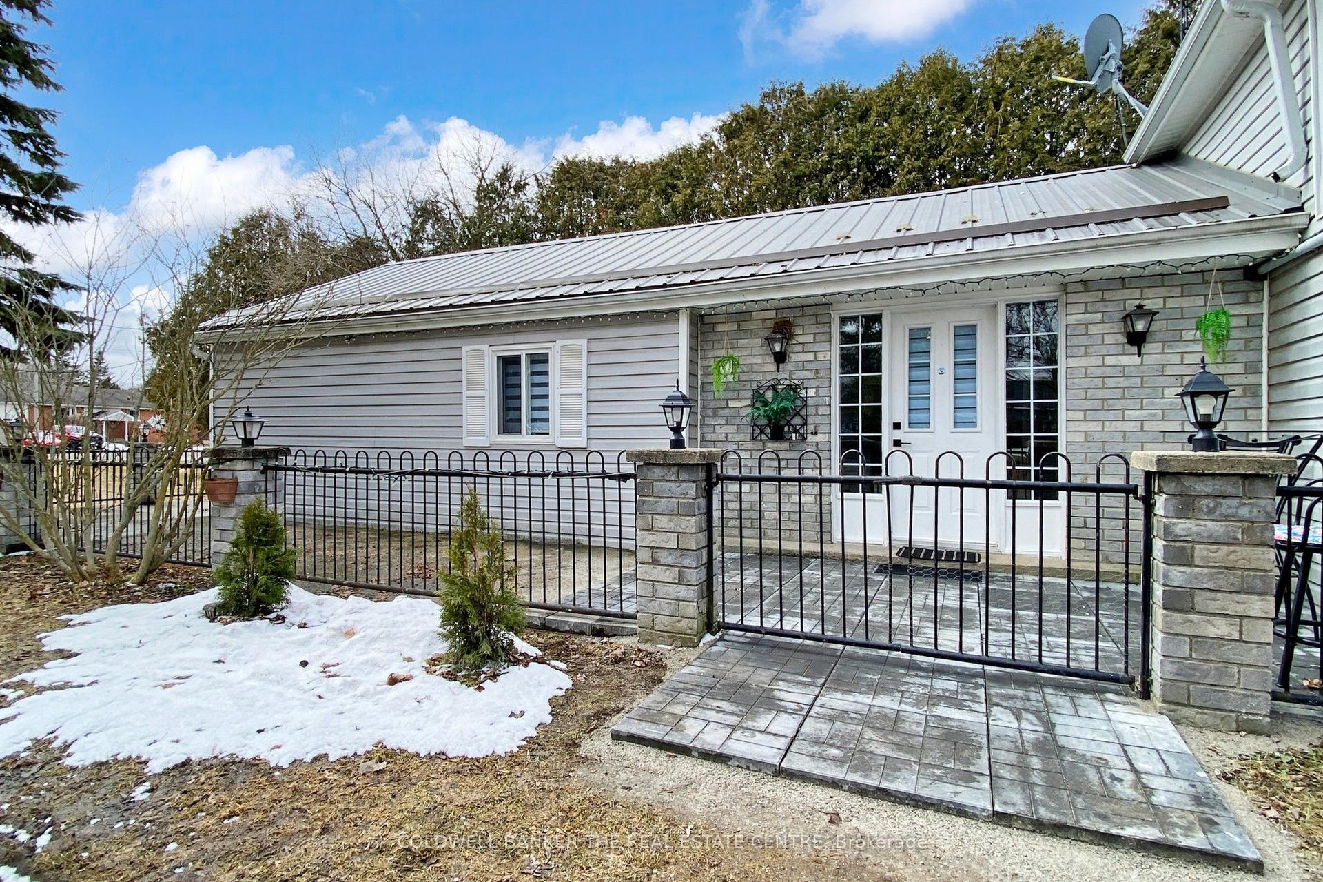 8352 Main Lisle Street — photo 1