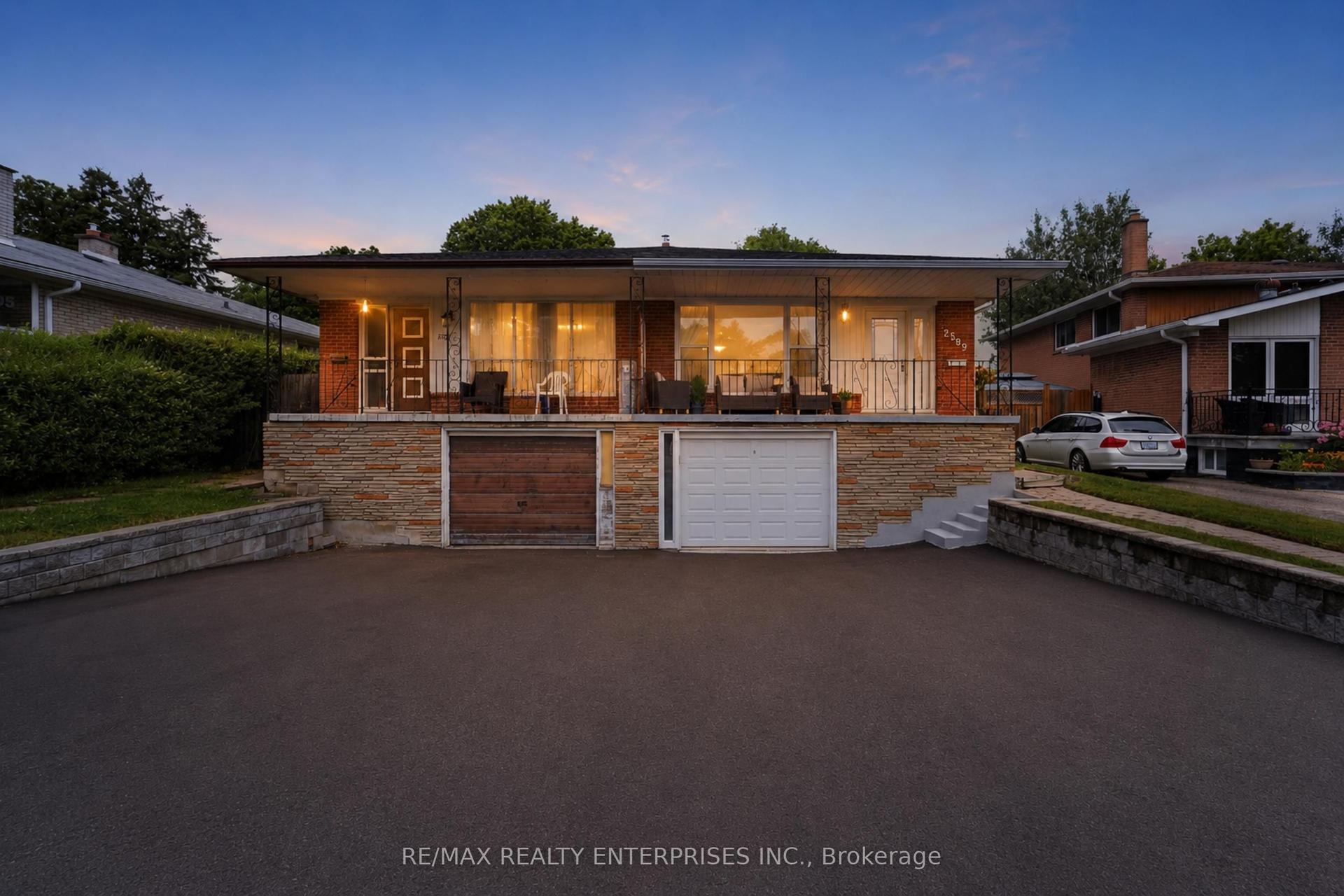 2589 Lundigan Drive — photo 1