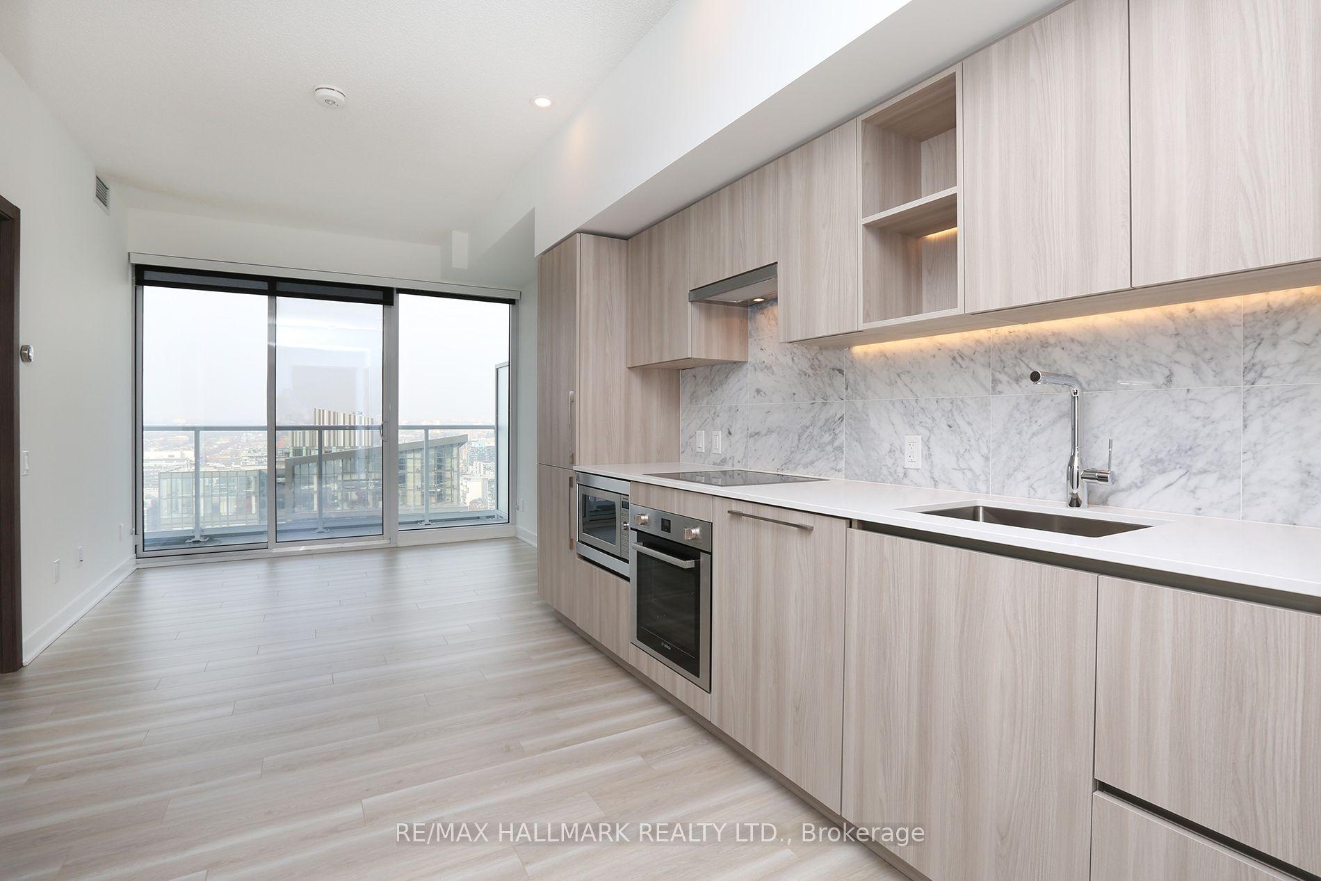 17 Bathurst Street 4007 #4007, Toronto — Condo for lease, photo 1