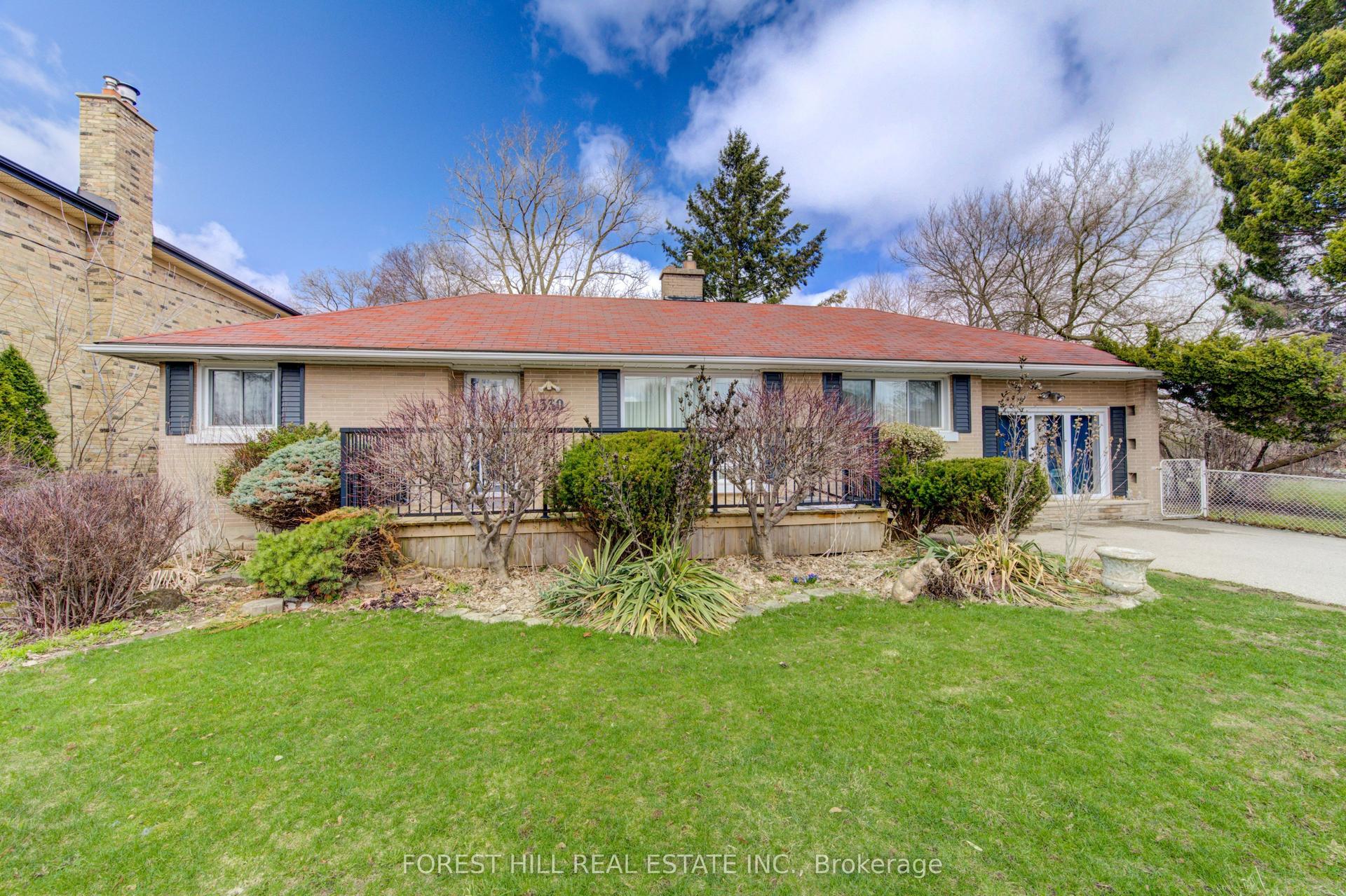530 Huron Street — photo 1