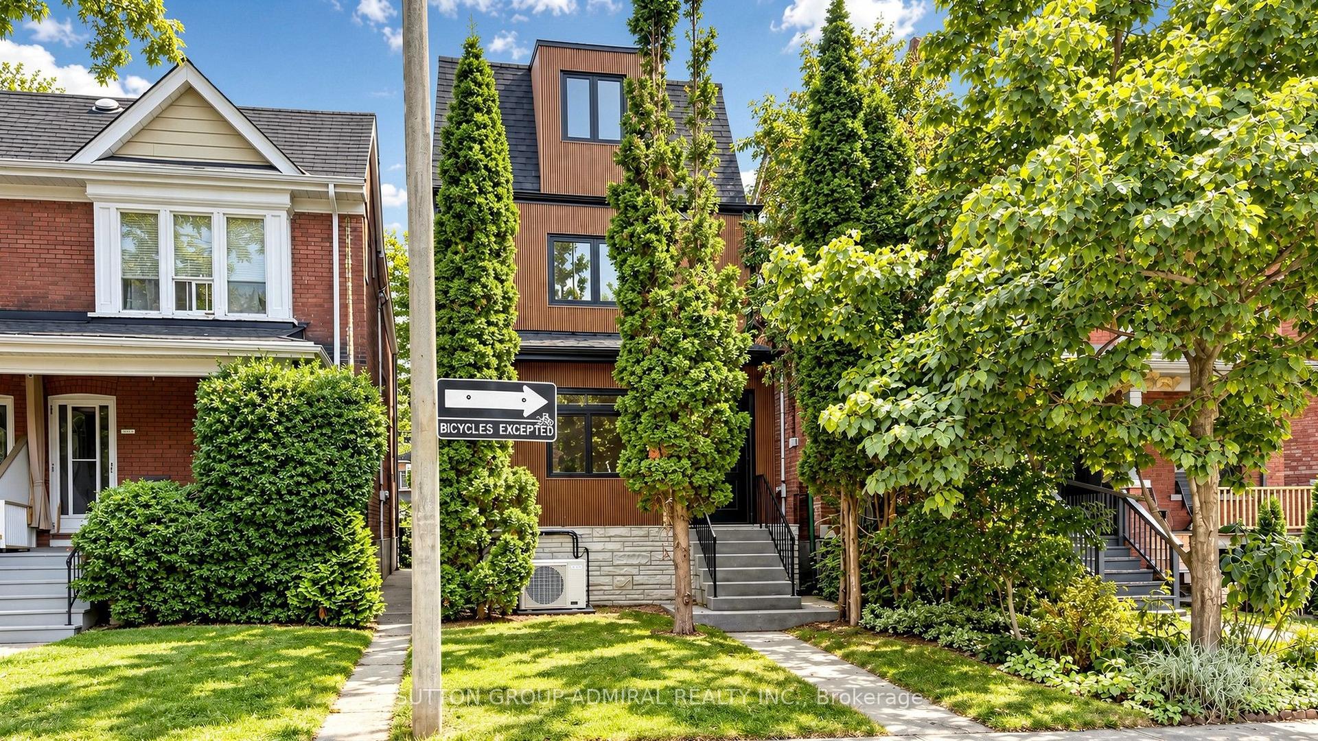109 Fermanagh Avenue, Toronto — Detached for sale, photo 1