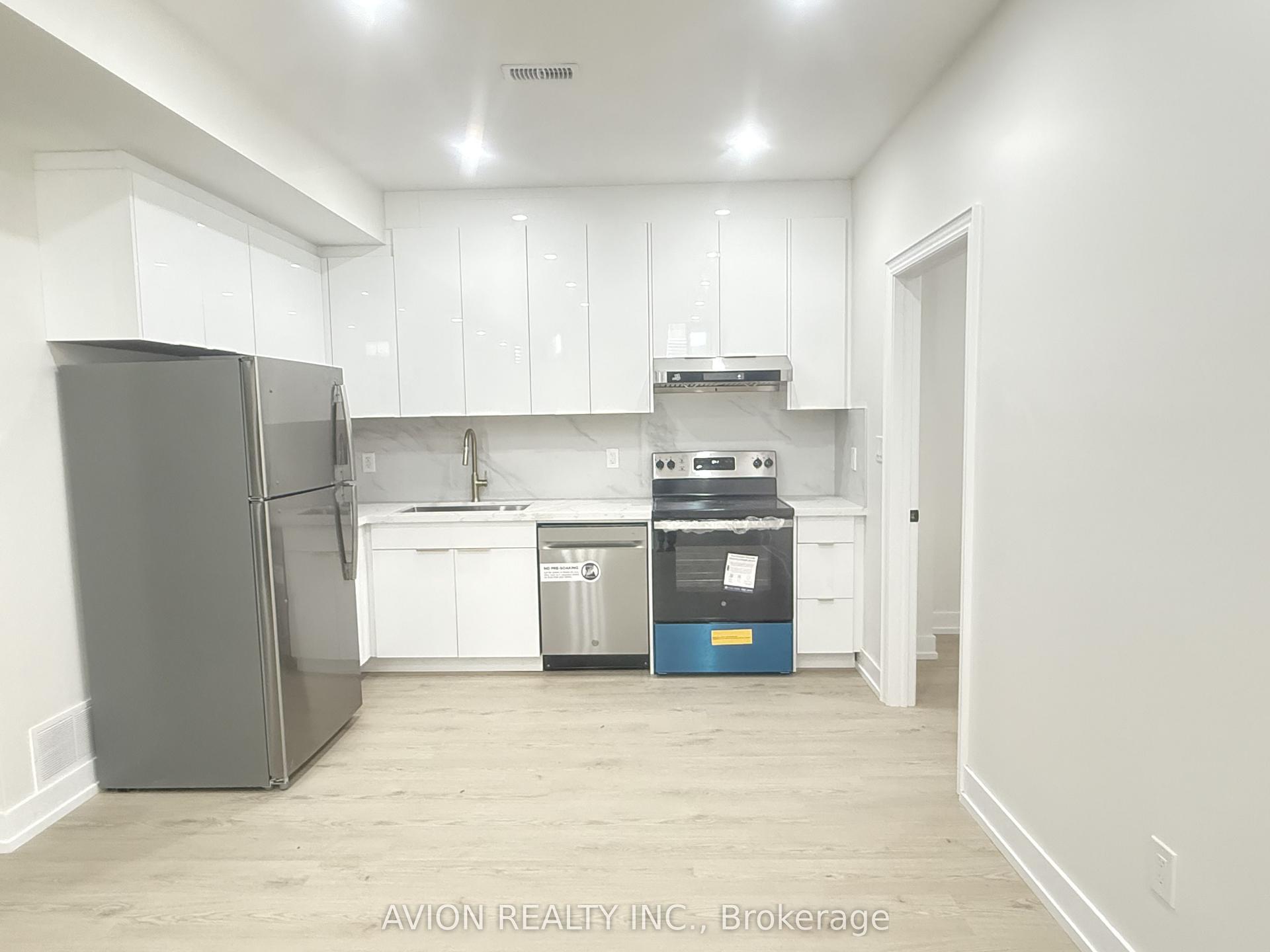 6 Fred lablanc Drive — photo 1