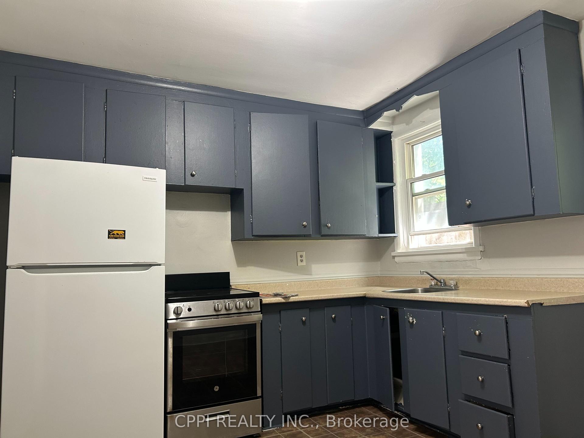 106 Old Kingston Road 202 #202, Ajax — Multiplex for lease, photo 1