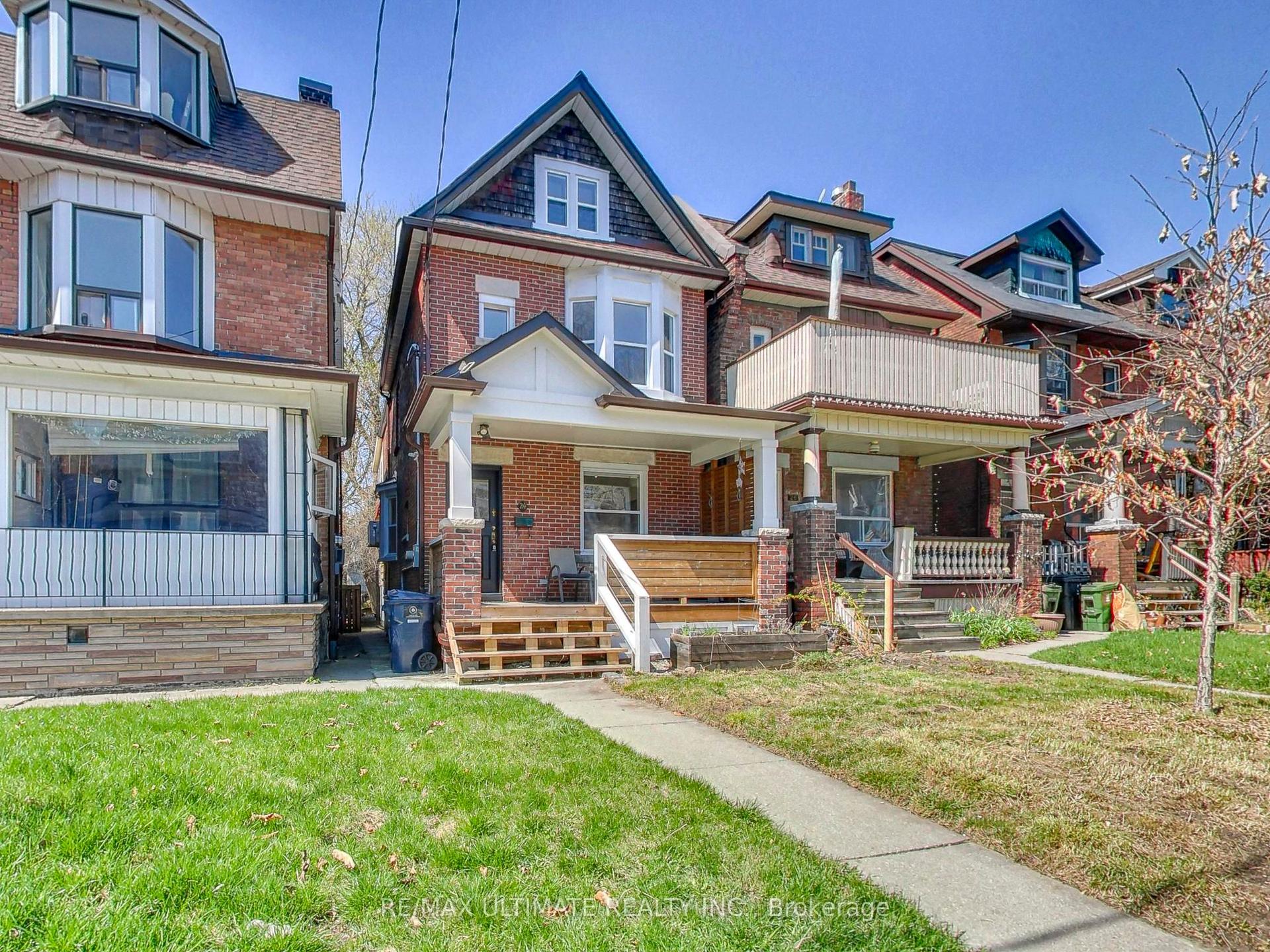 24 Pauline Avenue — photo 1