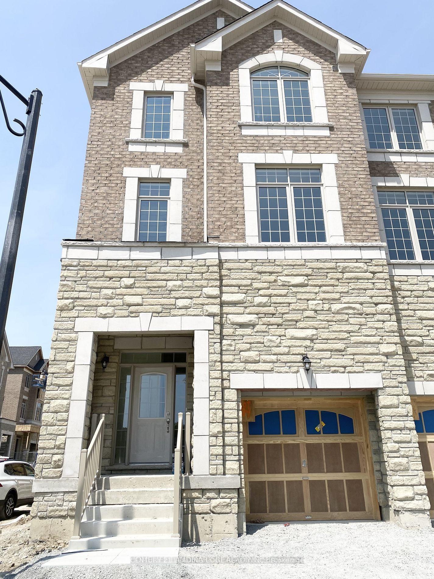 2 Phillipsen Way — photo 1