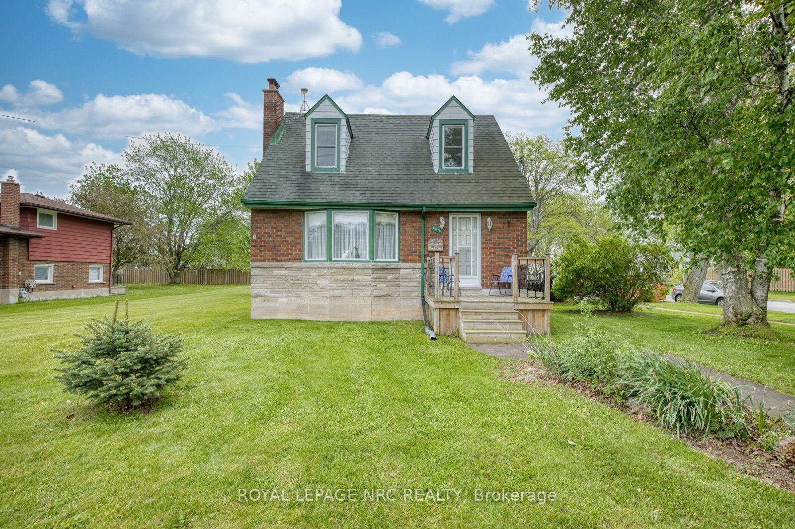 4076 Welland Street — photo 1