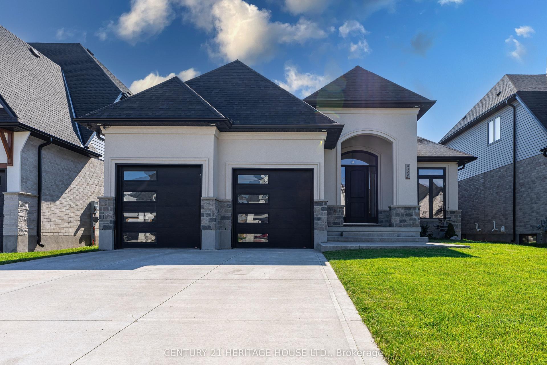 4099 Sugarmaple Crossing, London South — Detached for sale, photo 1