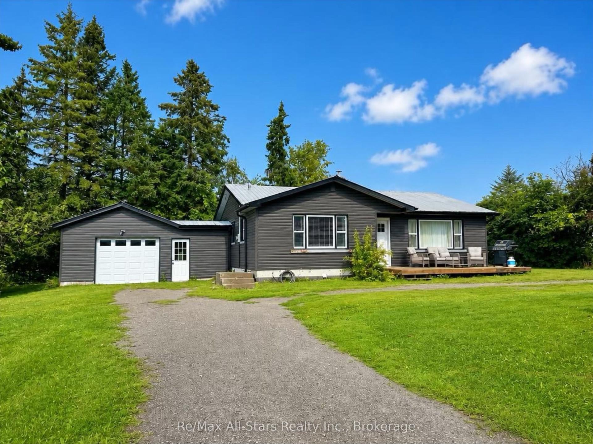 815 County Road 8 Road, Kawartha Lakes — Detached for sale, photo 1