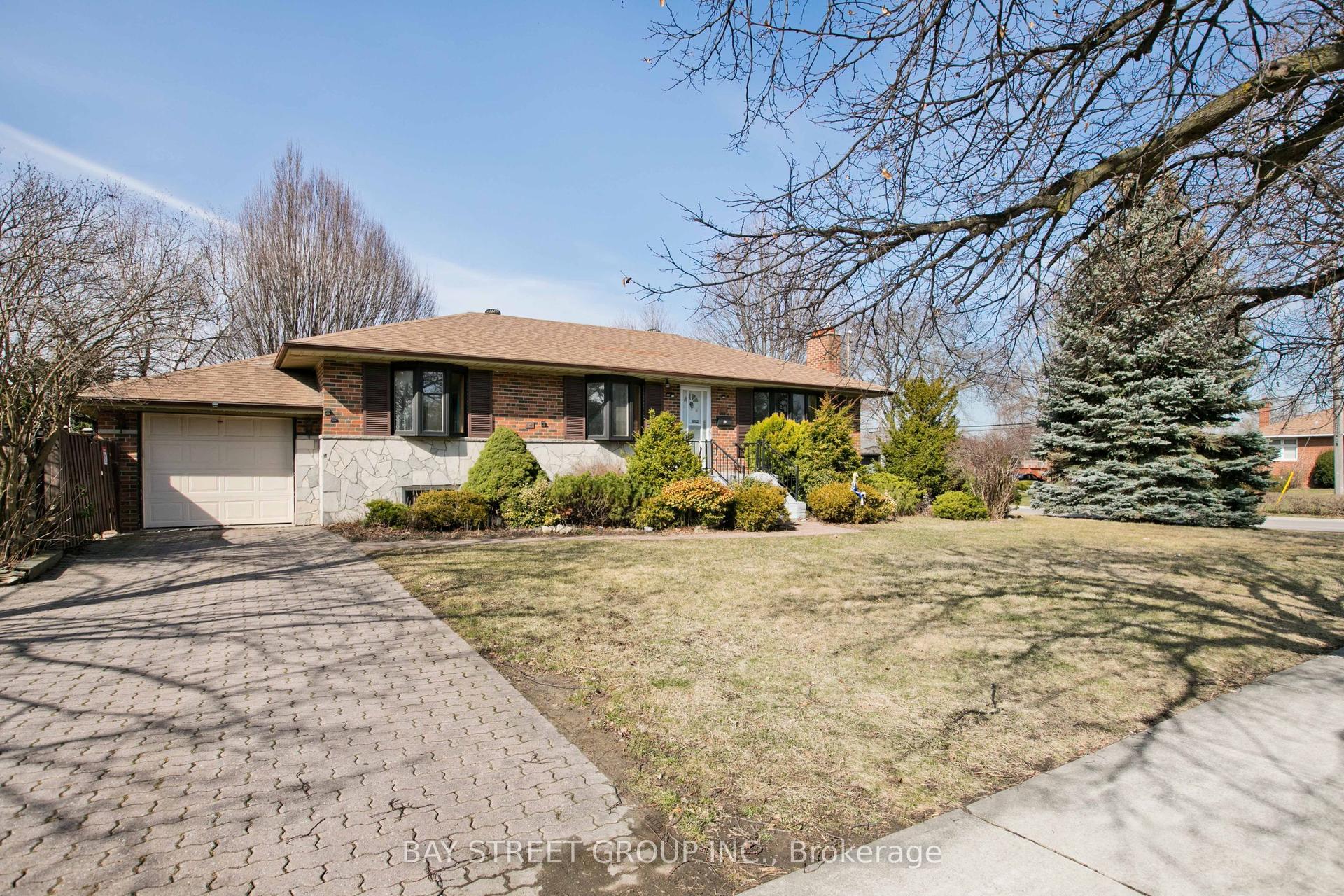 67 Elvaston Drive, Toronto — Detached for sale, photo 1