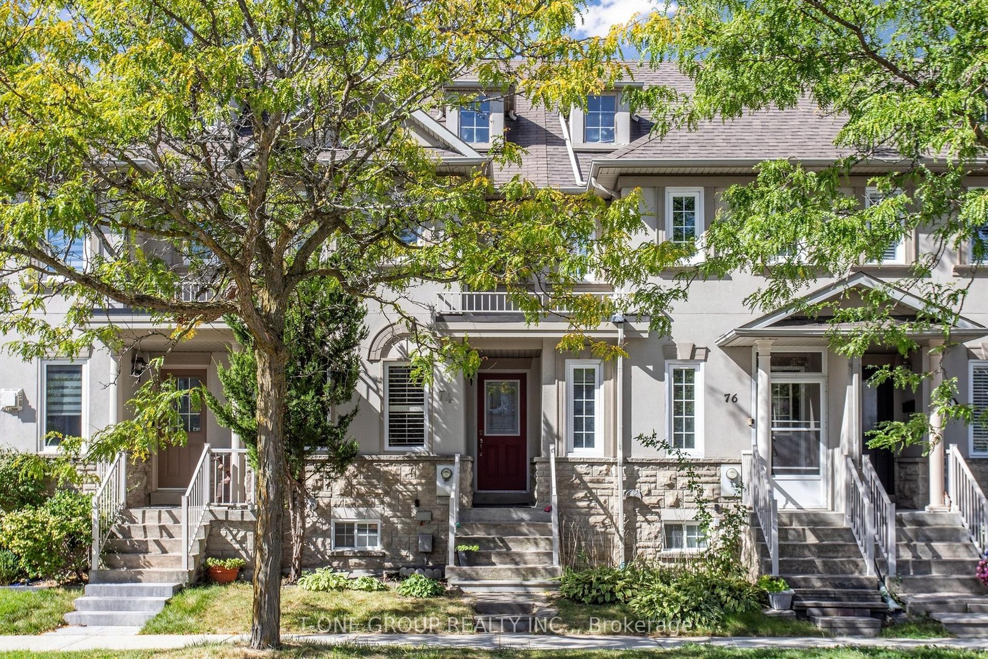 74 Ellesmere Street, Richmond Hill — Townhouse for sale, photo 1