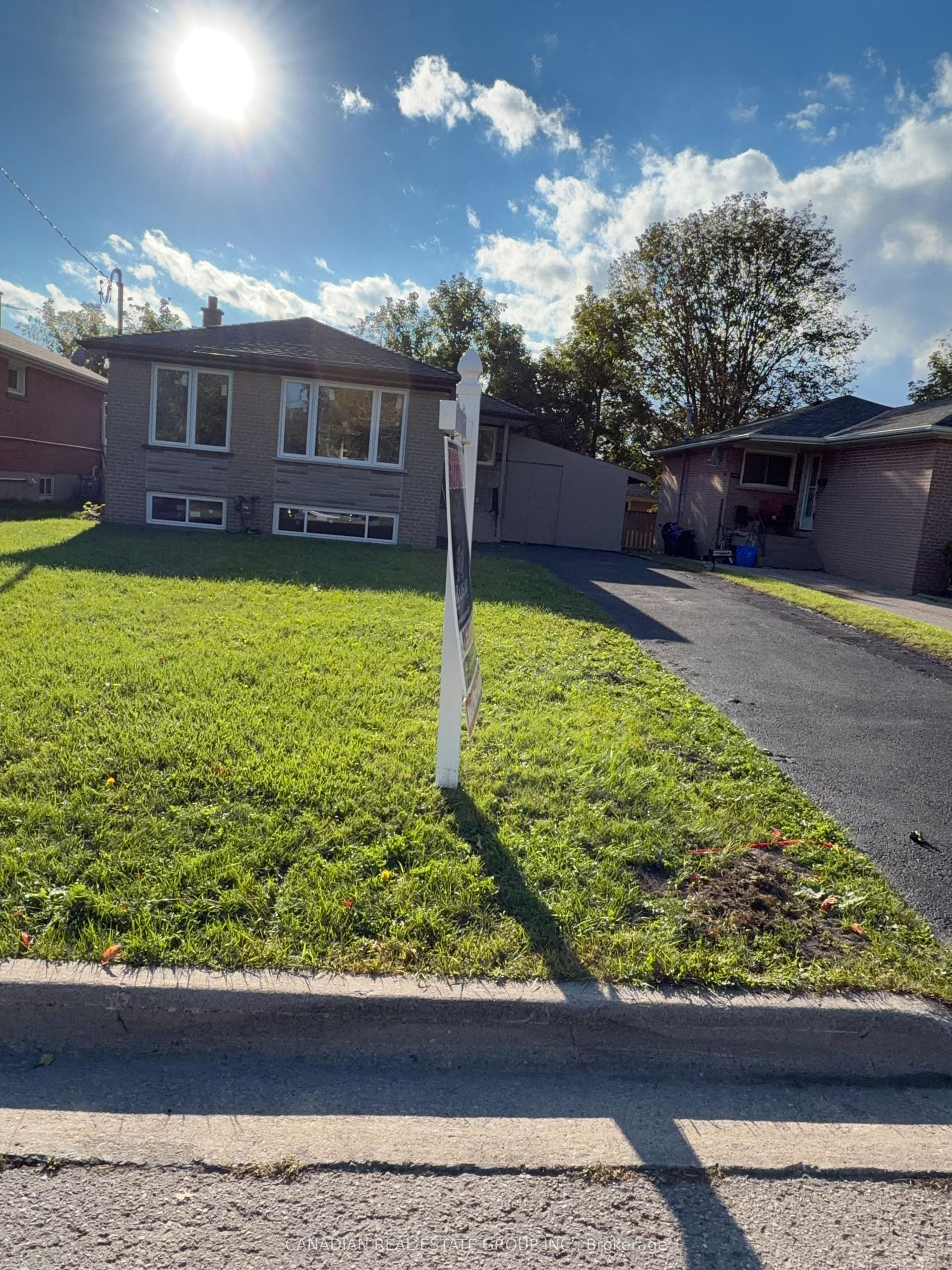 440 Macaulay Street, Oshawa — Detached for sale, photo 1