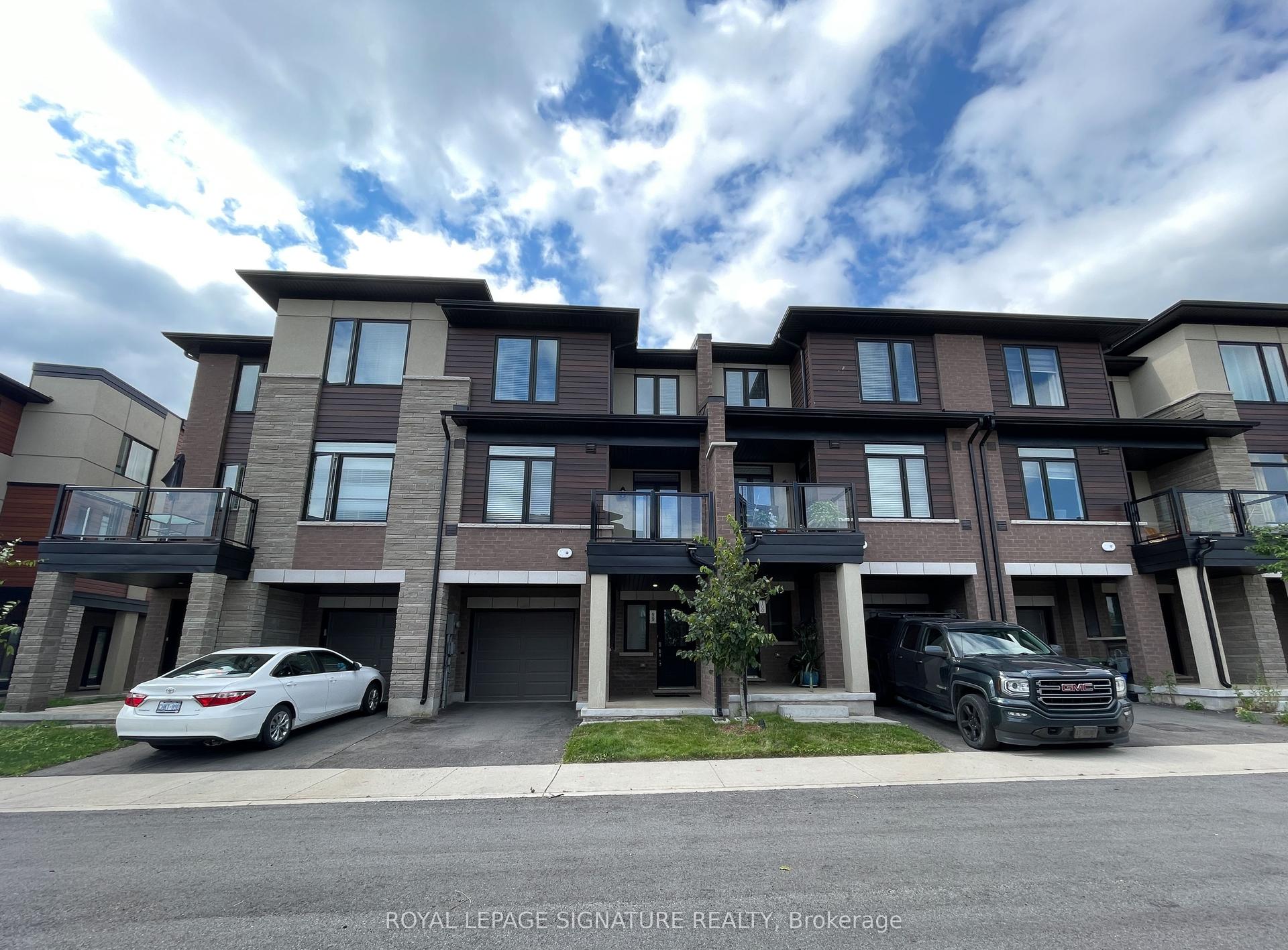 590 North Service Road E 99 #99 — photo 1
