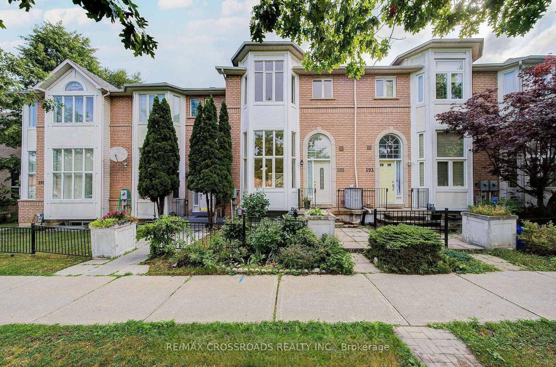 195 Shirley Drive, Richmond Hill — Townhouse for lease, photo 1