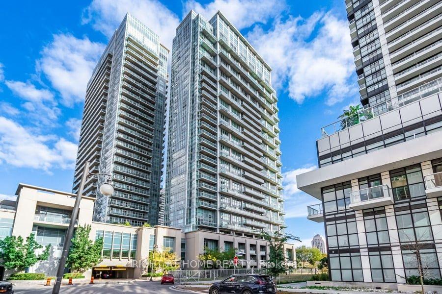 155 Legion Road N 208 #208, Toronto — Condo for sale, photo 1